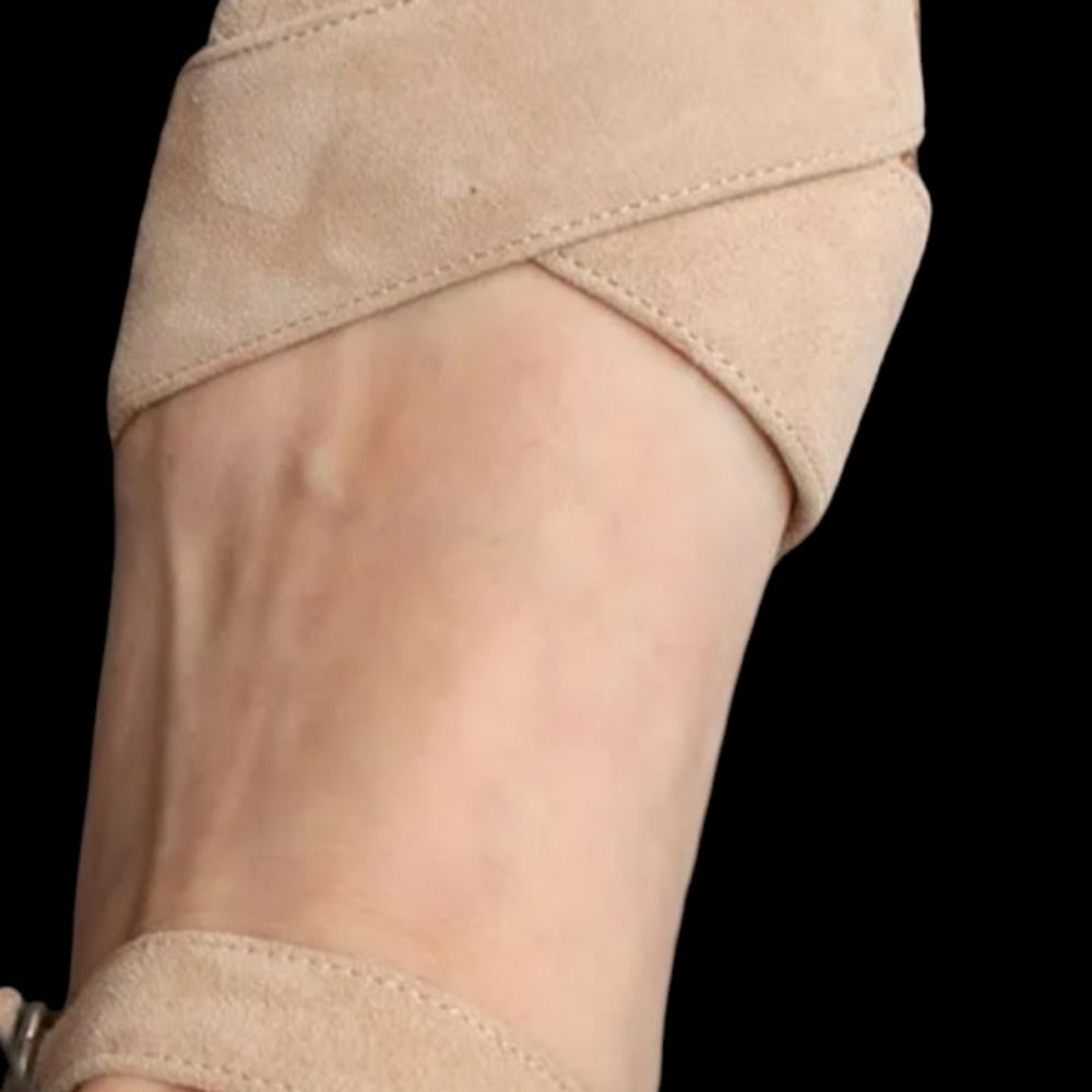 Michael kors heels (7.5) - Picture 5 of 6